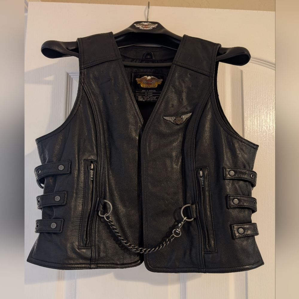 Vintage Auth Men's or Ladies Harley-Davidson® Durable Black Leather Adj. Vest